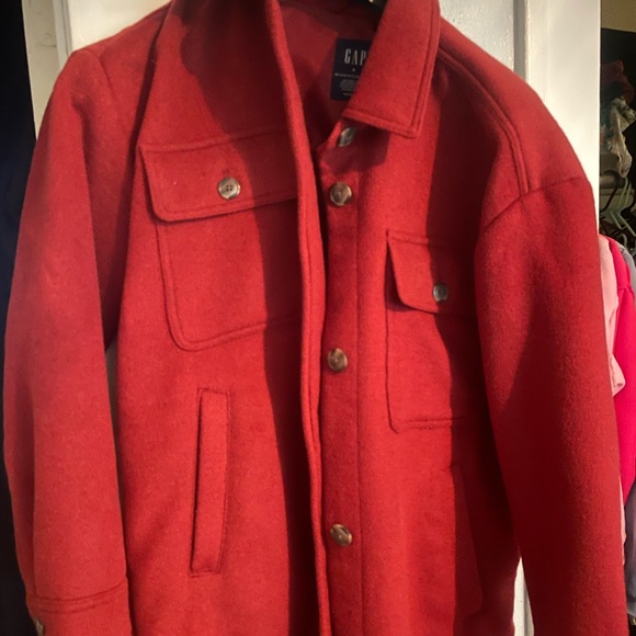 GAP Red Puffer Jacket - Picture 4 of 4